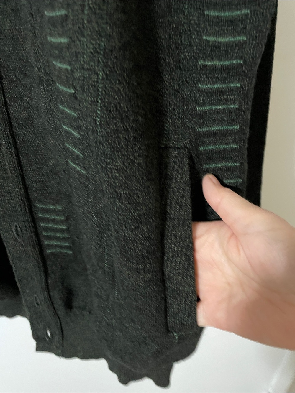 Vintage Cooper Wool Blend Grey With Green Detail Cardigan Sweater Size M - Picture 4 of 7